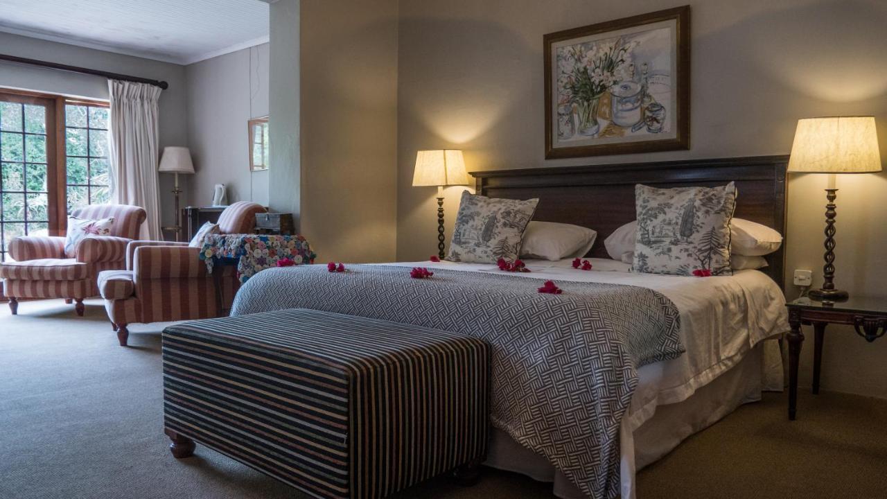 Leeuwenbosch Country House - Amakhala Game Reserve Bagian luar foto