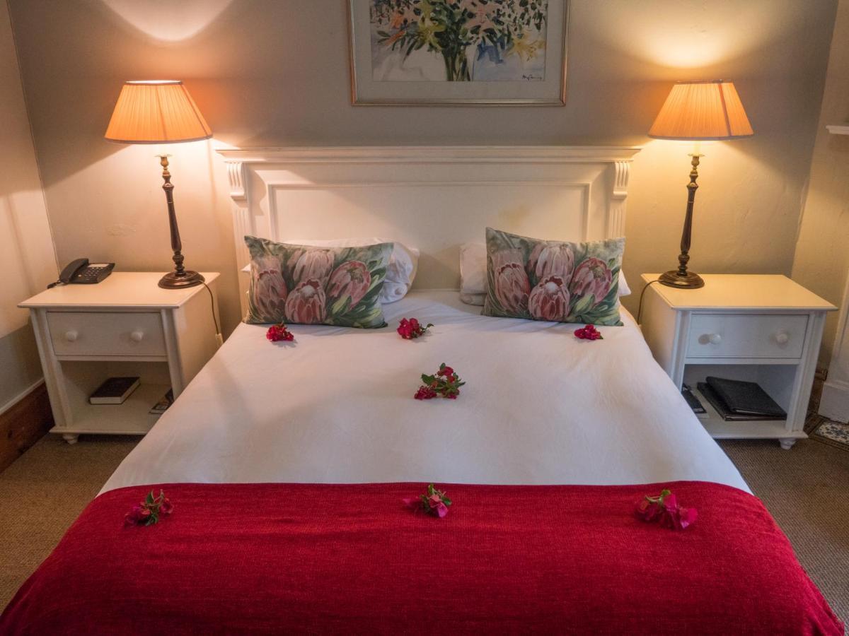 Leeuwenbosch Country House - Amakhala Game Reserve Bagian luar foto
